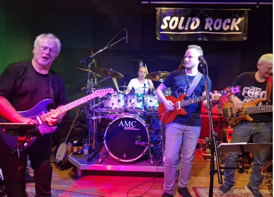 band_001.jpg